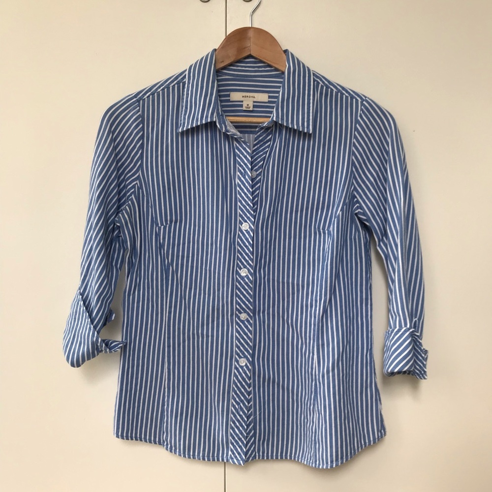 🌈2 for $20!🌈 Cotton striped button up